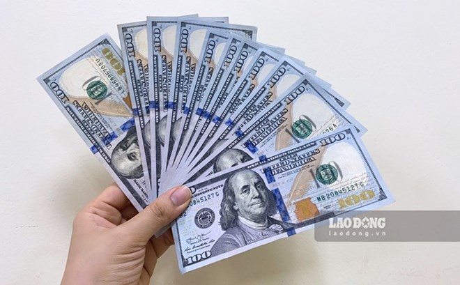 Giá USD tại ngân hàng tiếp tục tạo đỉnh mới