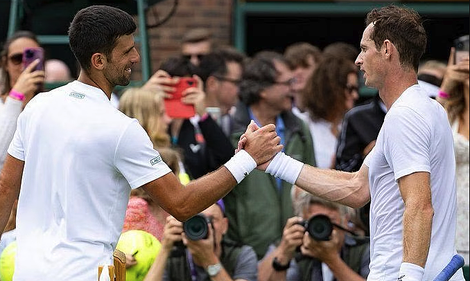 Djokovic tập luyện cùng Andy Murray trước Wimbledon