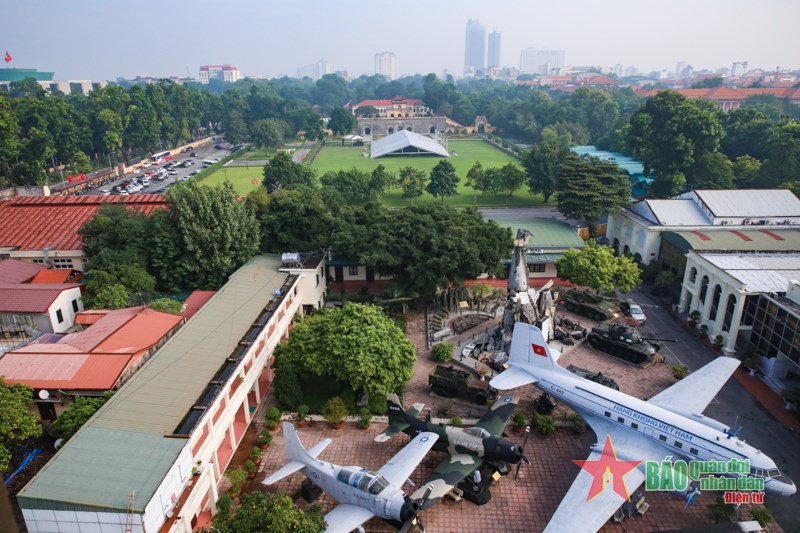 Flagpole over 200 years old in the capital: The sacred symbol of Hanoi