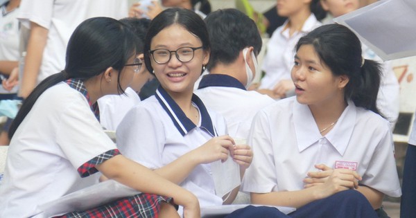 Ho Chi Minh-Ville annonce les résultats d'admission pour les classes spécialisées et intégrées de 10e année