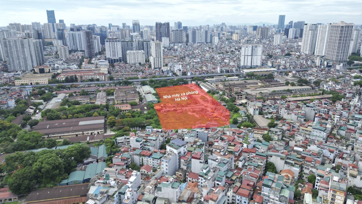 Nahaufnahme von 3 „Golden Land“-Projekten, deren Entfernung der Vorsitzende der Stadt Hanoi gerade angeordnet hat. Foto 4