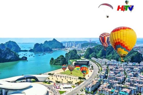 Trải nghiệm bay trên bầu trời qua lễ hội khinh khí cầu