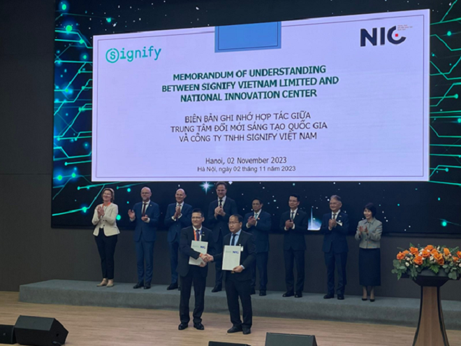 Signify signs multi-category cooperation agreement with National Innovation Center.