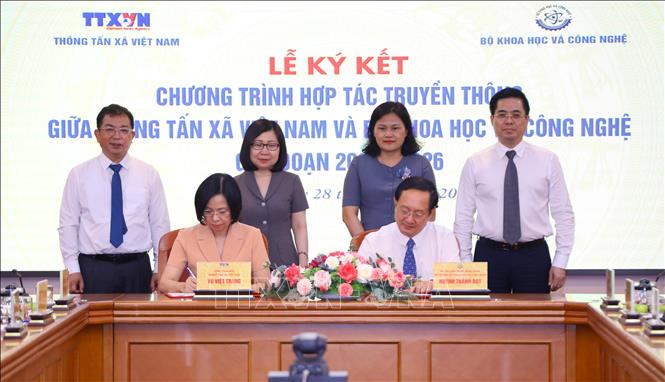 Vietnam Television and the Ministry of Science and Technology cooperate in communication for the period 2023-2026 picture 1