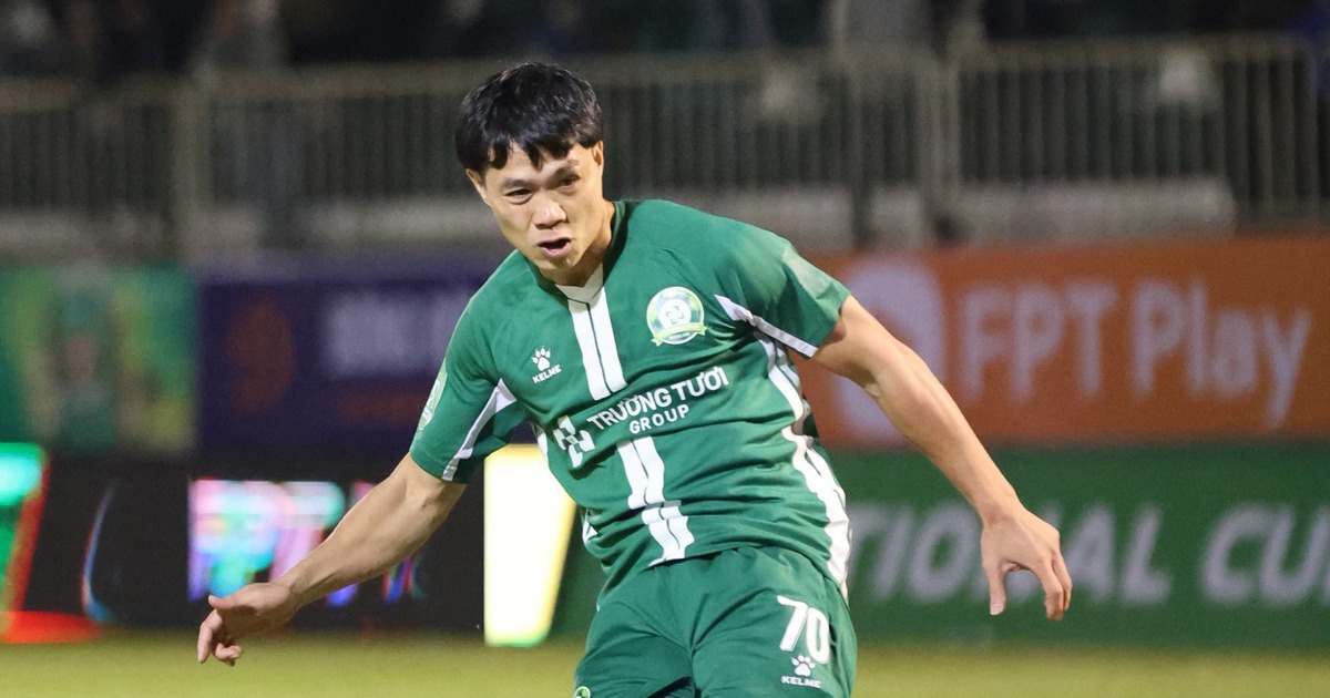 Cong Phuong injured, Binh Phuoc Club disappointed after being held to a draw by the bottom team