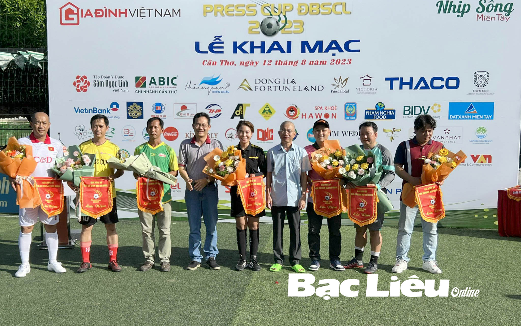 Die Zeitung Bac Lieu nimmt am Fußballturnier für Presseagenturen im Mekongdelta teil - Press Cup 2023