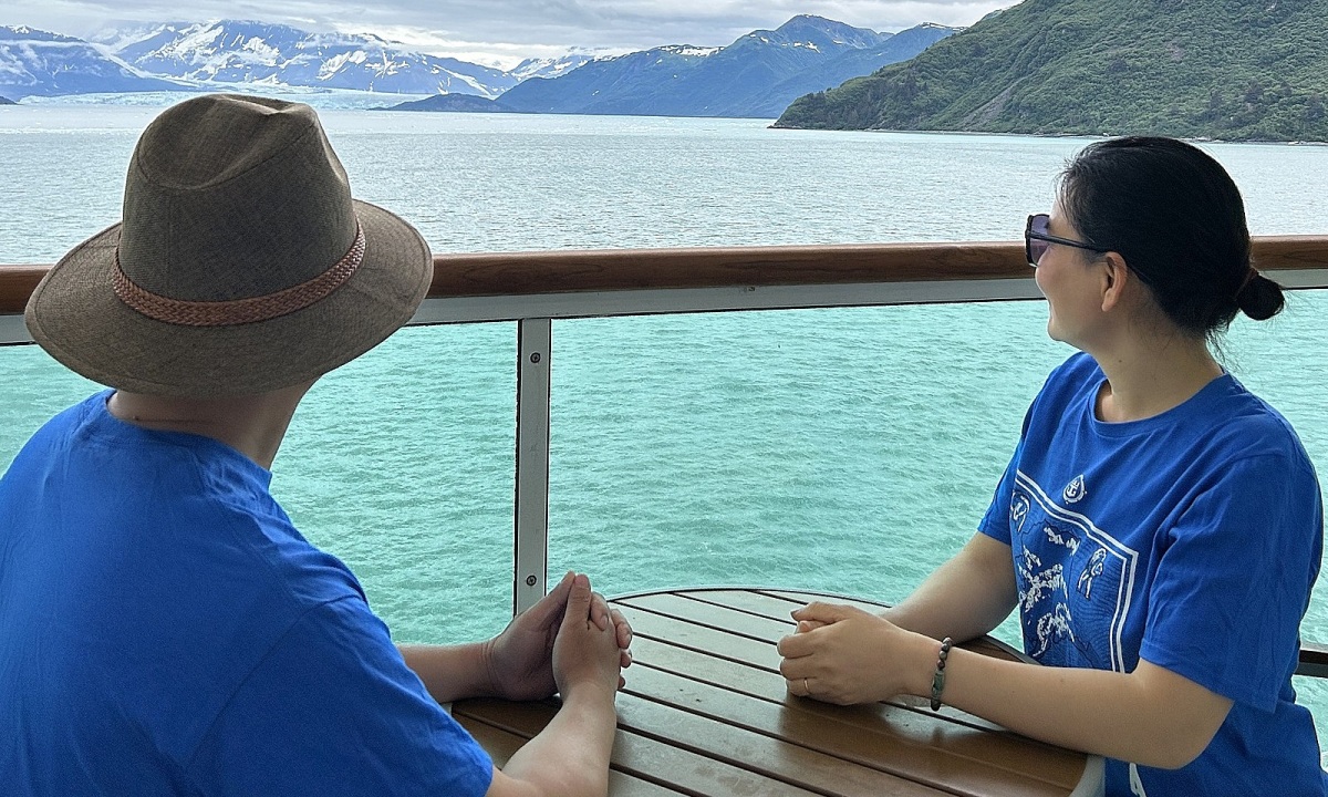 Turistas vietnamitas y su viaje a Alaska en crucero