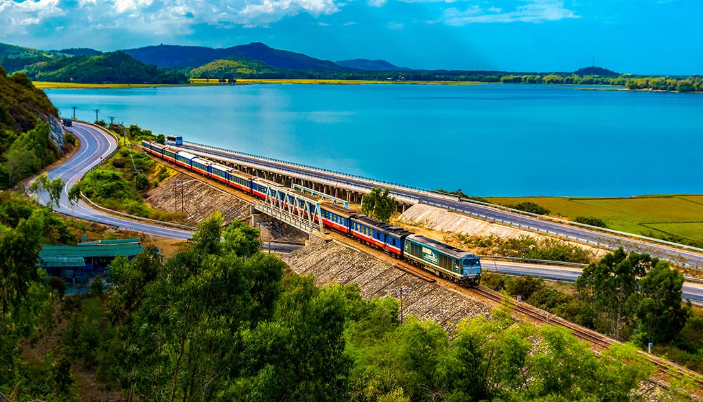 Avance en la línea ferroviaria de alta velocidad Norte-Sur