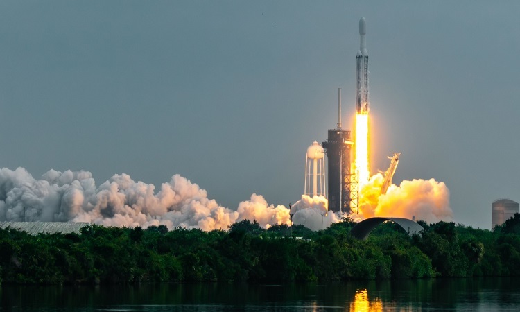 NASA launches spacecraft to 10 trillion dollar asteroid