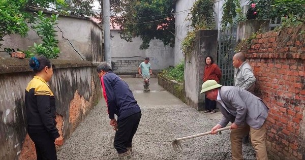 In just 2.5 months of calling, people of a village in Hai Duong immediately contributed 4 billion VND to build a road.