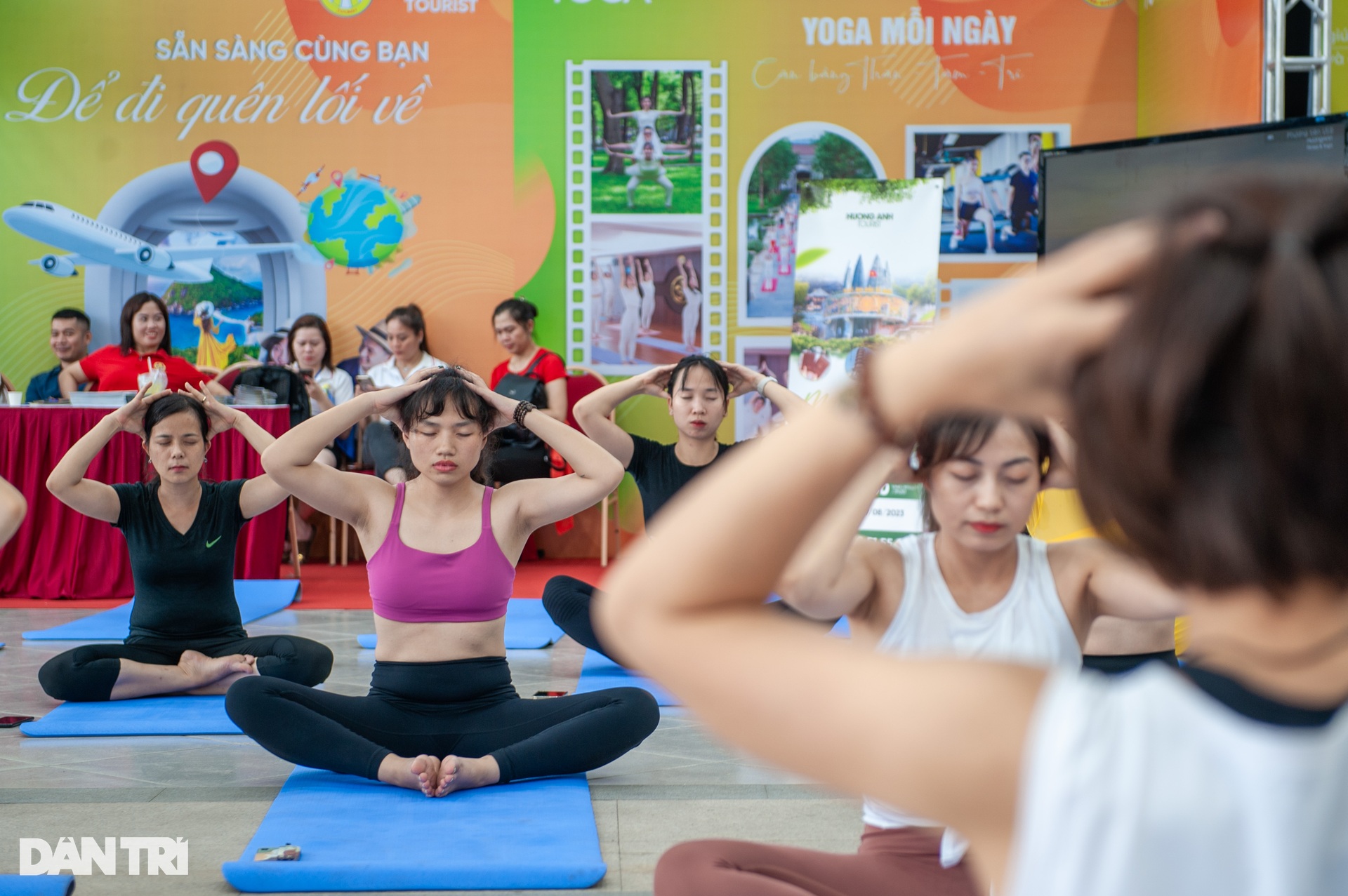 5.000 yogi hào hứng nhận bib, sẵn sàng tham gia Ngày hội Yoga Dân trí - 7