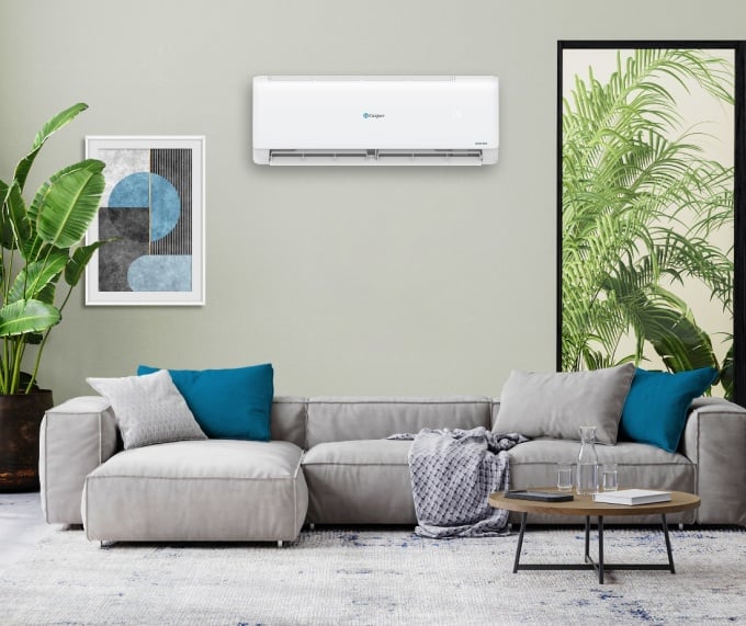 TC-09IS35 is the company's best-selling air conditioner line this summer. Photo: Hong Chau