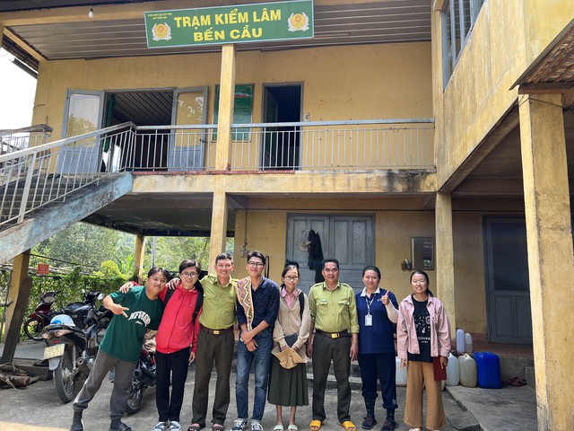 Câu chuyện thành công của nam sinh làm việc cho 3 tổ chức phi chính phủ - Ảnh 2.