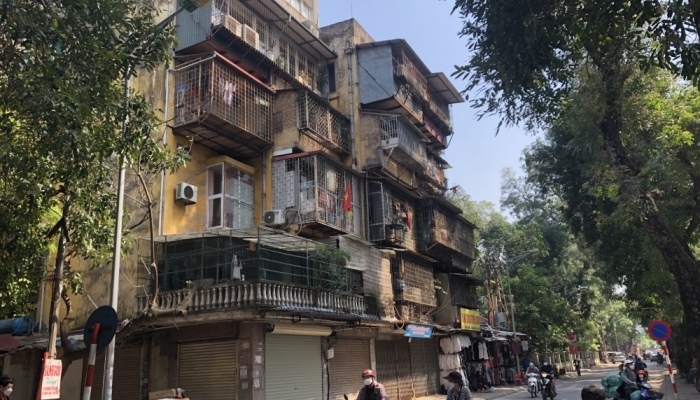 Hanoi seeks public opinion on renovation of old Kim Lien apartment complex