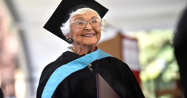 Get a master's degree at age 105