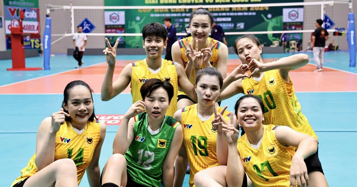 Feast your eyes on the semi-finals of the national volleyball championship