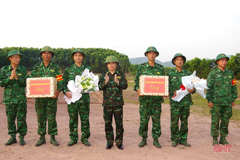 Chiến sỹ mới BĐBP Hà Tĩnh tự tin kiểm tra “3 tiếng nổ”