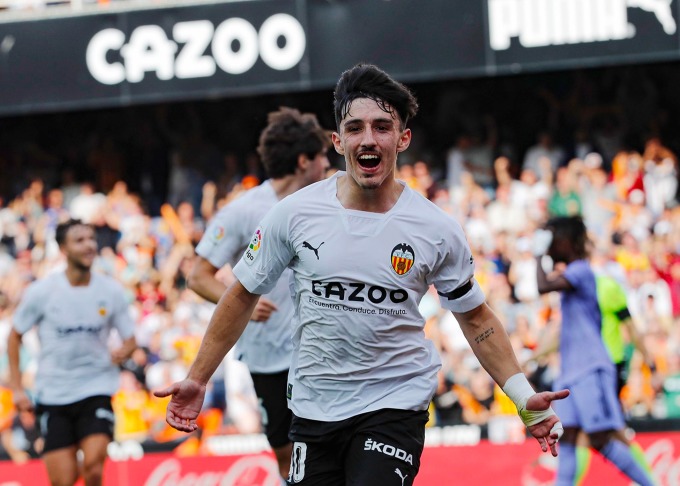 Lopez célèbre son but pour Valence. Photo : AS