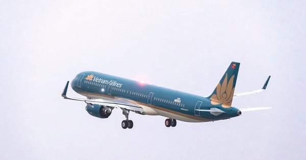 Vietnam Airlines opens direct flight to Hanoi