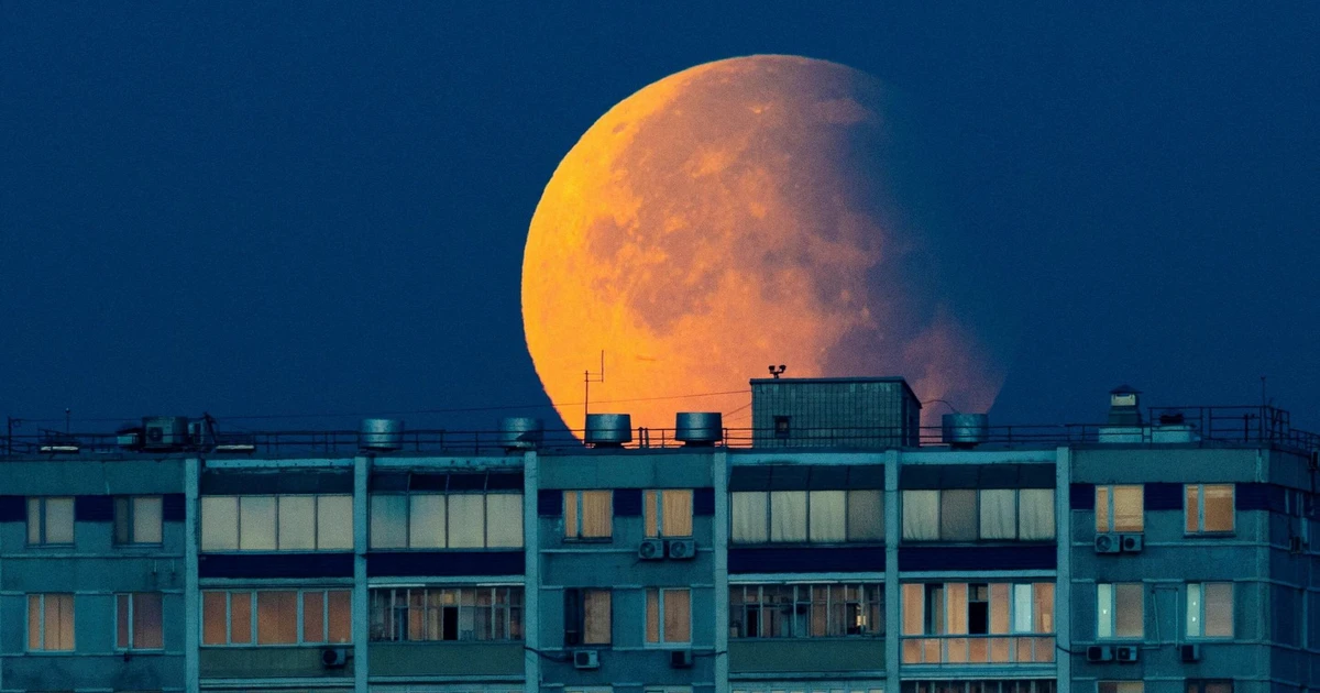 Scène spectaculaire dans le ciel