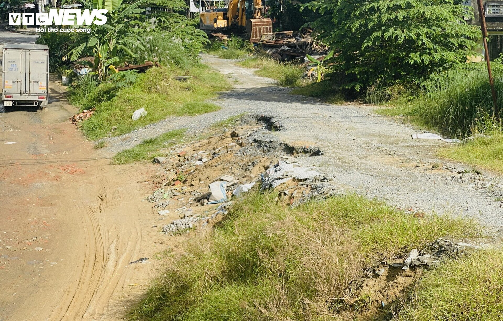 2 households' land issues, over 337 billion VND bridge in Quang Nam 'froze' - 7