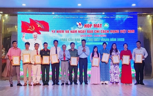 Kiên Giang trao giải cho 48 tác phẩm xuất sắc tham dự Giải báo chí tỉnh Kiên Giang năm 2023