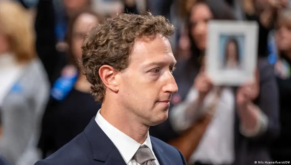 US-Senator sagt CEO Zuckerberg, Facebook bringe Menschen um – Foto 1