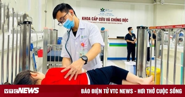 Ăn nhầm thuốc giảm cân của chị, bé gái 3 tuổi ngộ độc