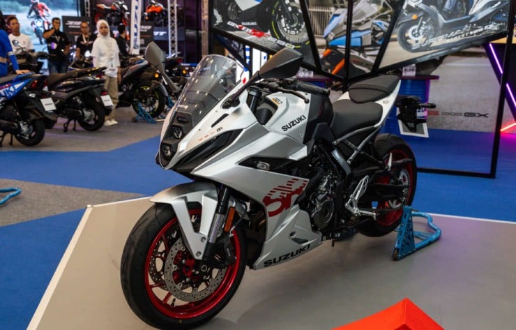 Suzuki brachte die GSX 8R-Version für über 291 Millionen VND auf den Markt, Bild 3