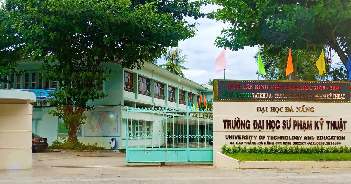 Giảng viên đại học dùng bản in thử suốt 5 năm vì… ‘tưởng sách thật’