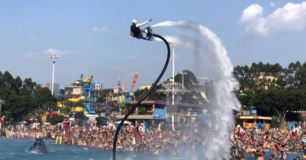 27. Februar: Besuchen Sie die Stadt Hoang Hon und sehen Sie sich die Jetski-Show an