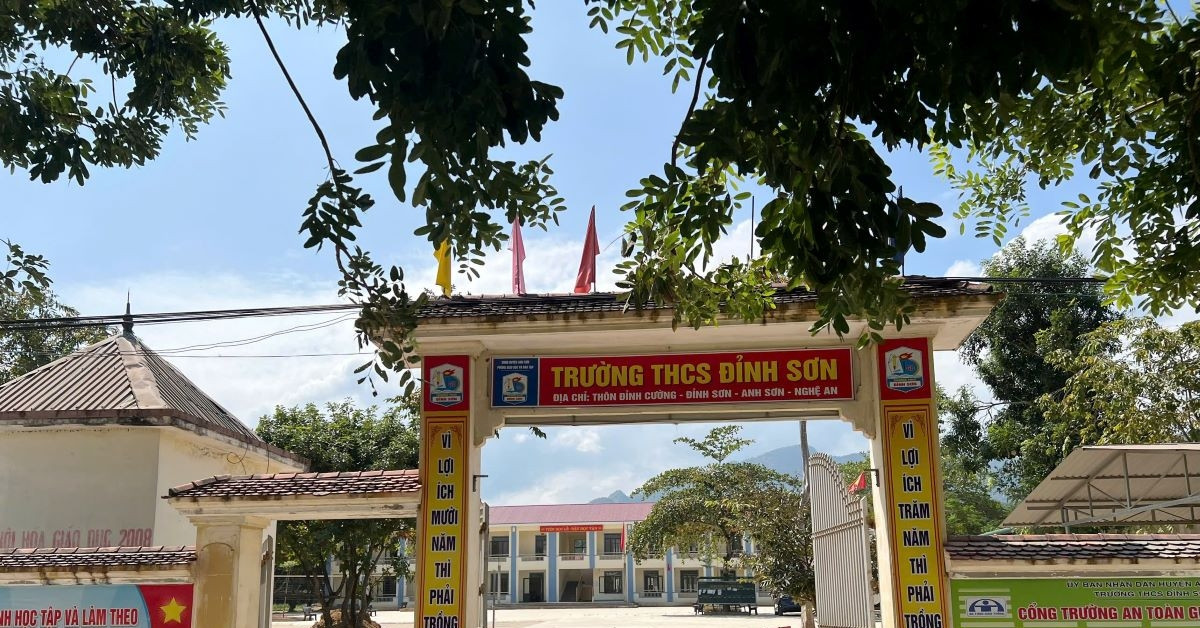 Hiệu trưởng vào nhóm Zalo từng lớp vận động tài trợ đầu năm học