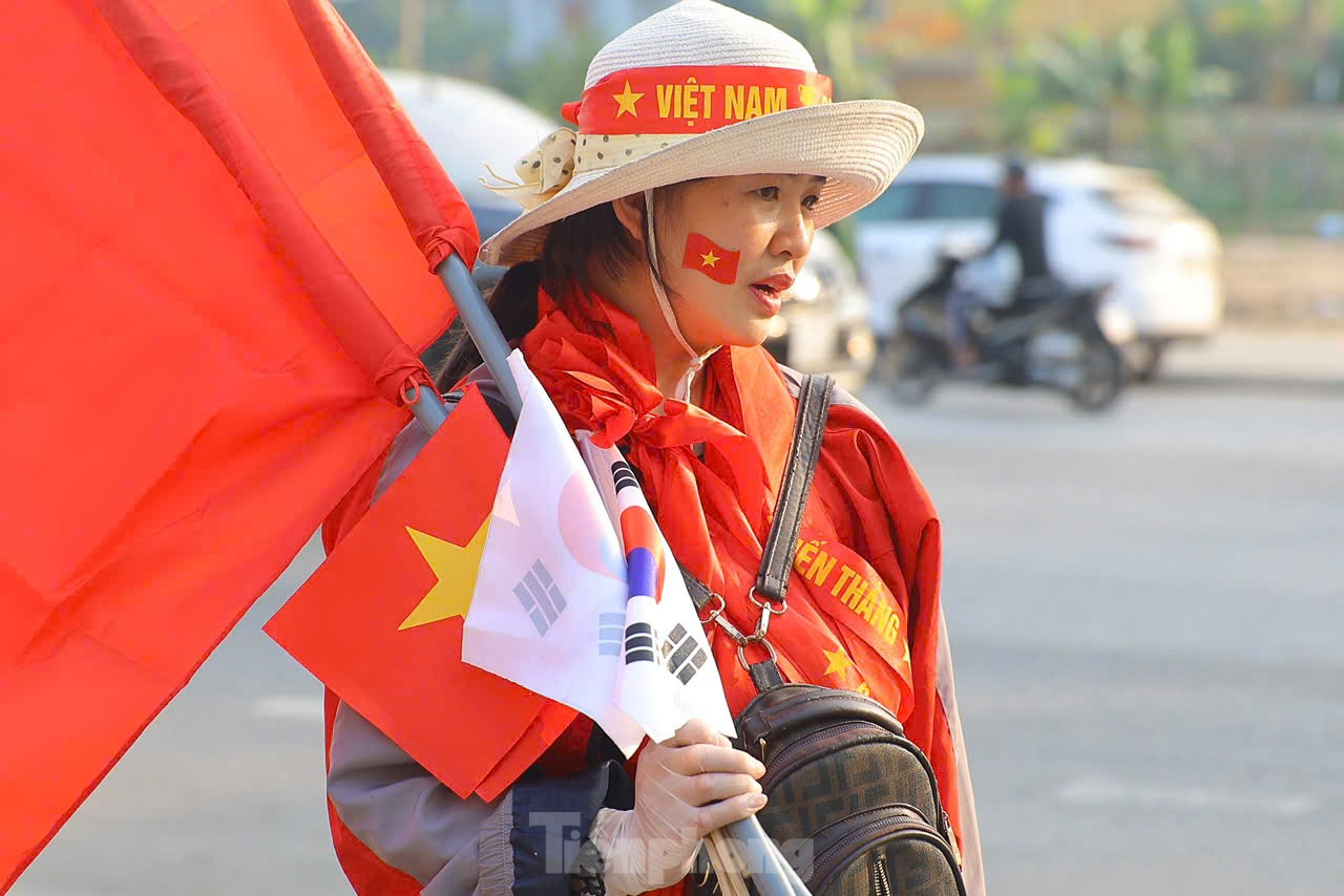 'Mong hôm nào đội tuyển Việt Nam cũng đá chung kết' ảnh 2