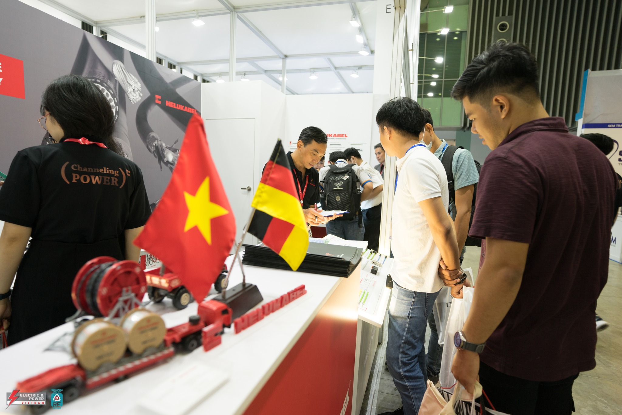 Electric & Power Vietnam ist eine internationale Fachausstellung für die Elektrizitäts- und erneuerbare Energiebranche, die alle zwei Jahre in Ho-Chi-Minh-Stadt stattfindet (Foto: Electric & Power Vietnam 2022)