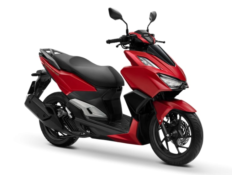 Honda adjusts prices of many motorbikes, increasing sharply from April 2023 - 2