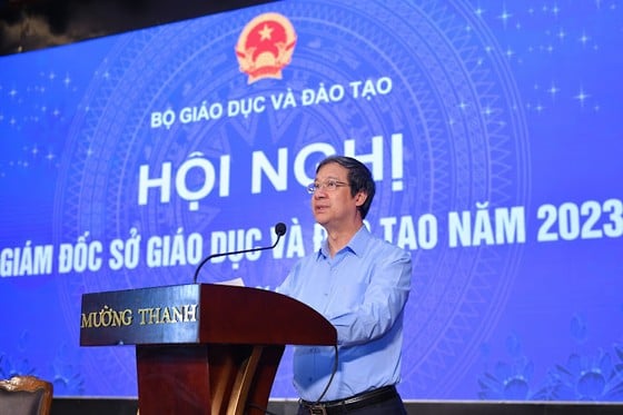 Ngành giáo dục năm học 2022-2023: Nhiều thành quả nhưng không ít hạn chế, khó khăn  ảnh 2