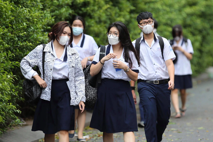 Réduction des souhaits, pas de questions types, pas d'examens blancs à l'examen de 10e année à Ho Chi Minh-Ville.