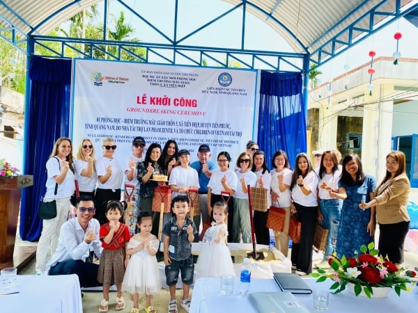 L'organisation Enfants du Vietnam finance plus de 600 millions de VND pour la construction de salles de classe à Quang Nam