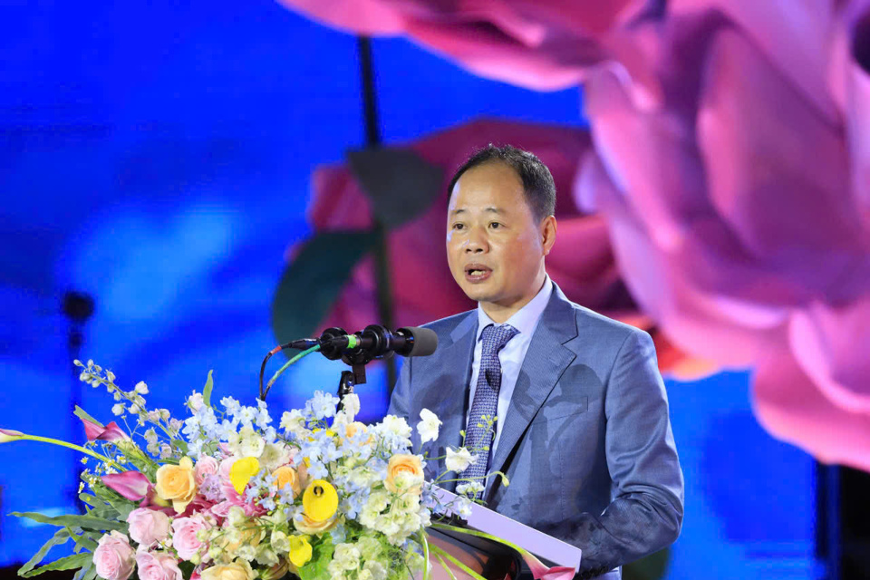 Mr. Pham Hong Thai - Chairman of Lam Dong Provincial People's Committee delivered the opening speech at the 10th Da Lat Flower Festival, 2024.