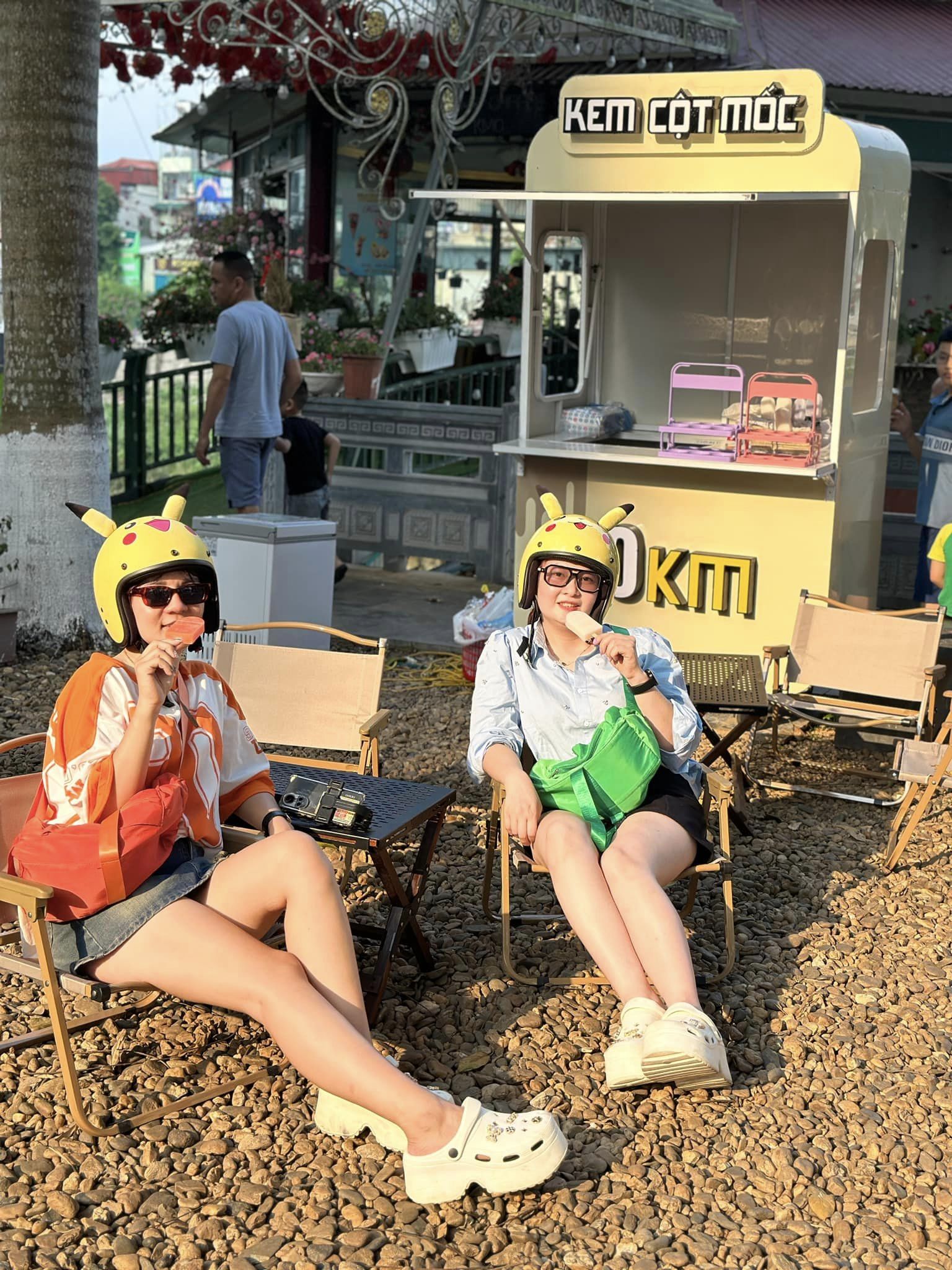 Dân tình đua nhau 'truy lùng' que kem hình cột mốc Hà Giang đang hot rần rần- Ảnh 4.
