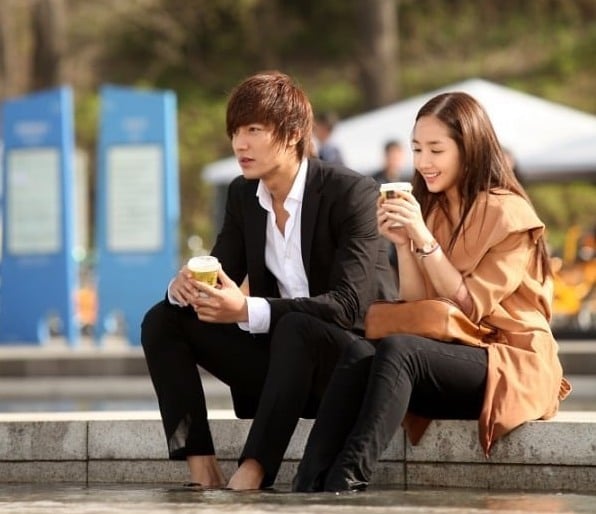 Park Min Young từng đóng cặp cùng Lee Min Ho trước khi gây sốt với “Thư kí Kim sao thế“. Ảnh: NSX