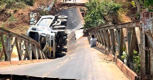 Un camion de sable provoque l'effondrement d'un pont à Binh Phuoc