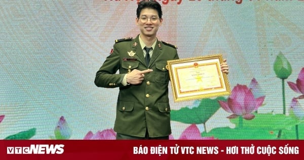 9x Cambodgien chante bien, joue bien des instruments de musique, joue bien au volley-ball, beau mec de l'Académie de médecine militaire