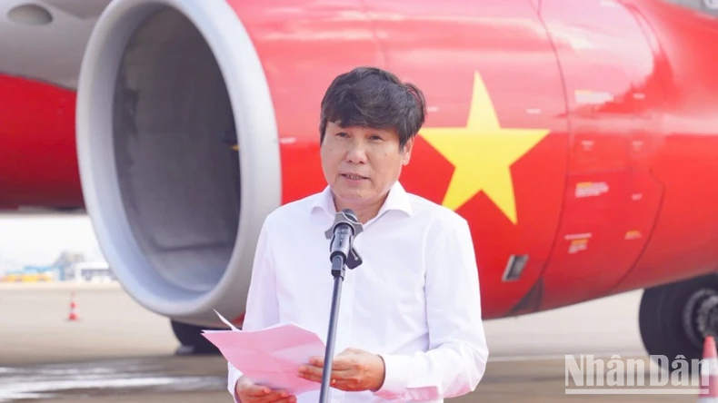 Vietjet führt die ersten beiden Flüge mit SAF-Treibstoff durch und reduziert so die CO2-Emissionen um 80 % Foto 1