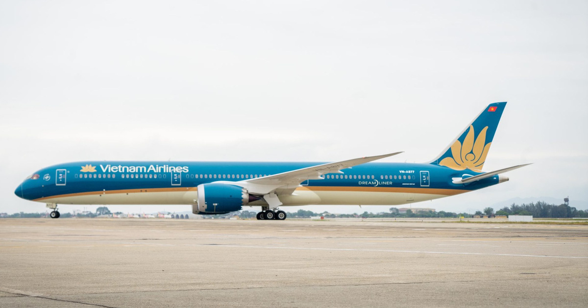 Tỉ lệ cất cánh đúng giờ của Vietnam Airlines năm 2024 ra sao?