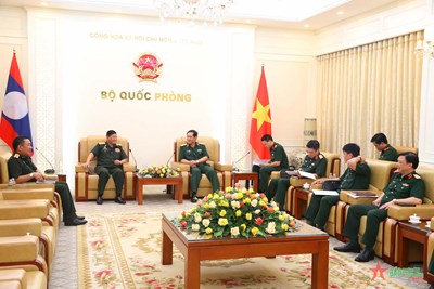 Senior Lieutenant General Vu Hai San received Lao Deputy Minister of Defense