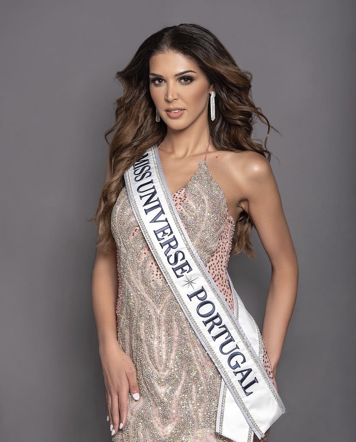 Miss Universe 2023: Thách thức tiêu chuẩn "lỗi thời" của biểu tượng nhan sắc? - Ảnh 6.