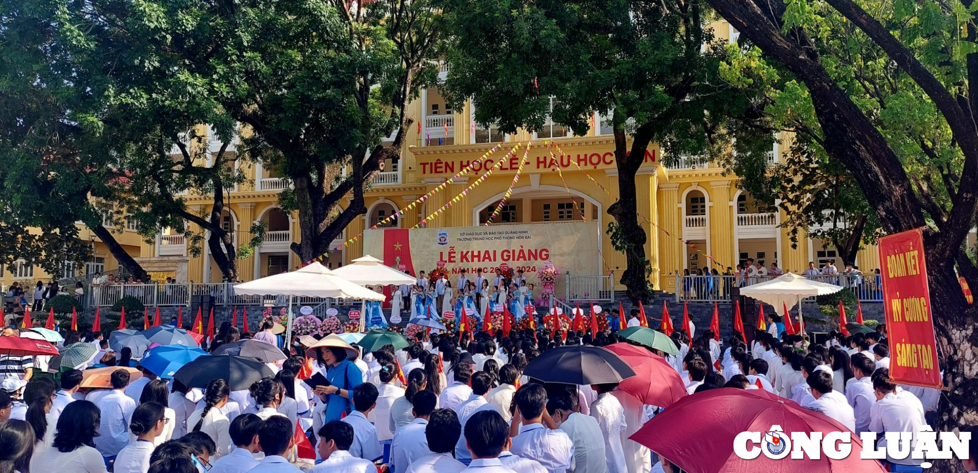 quang ninh tren 360000 hoc sinh ron ra buoc vao nam hoc moi hinh 2