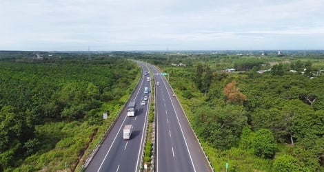 Examen de la stratégie de développement du géant des autoroutes du Vietnam jusqu'en 2030