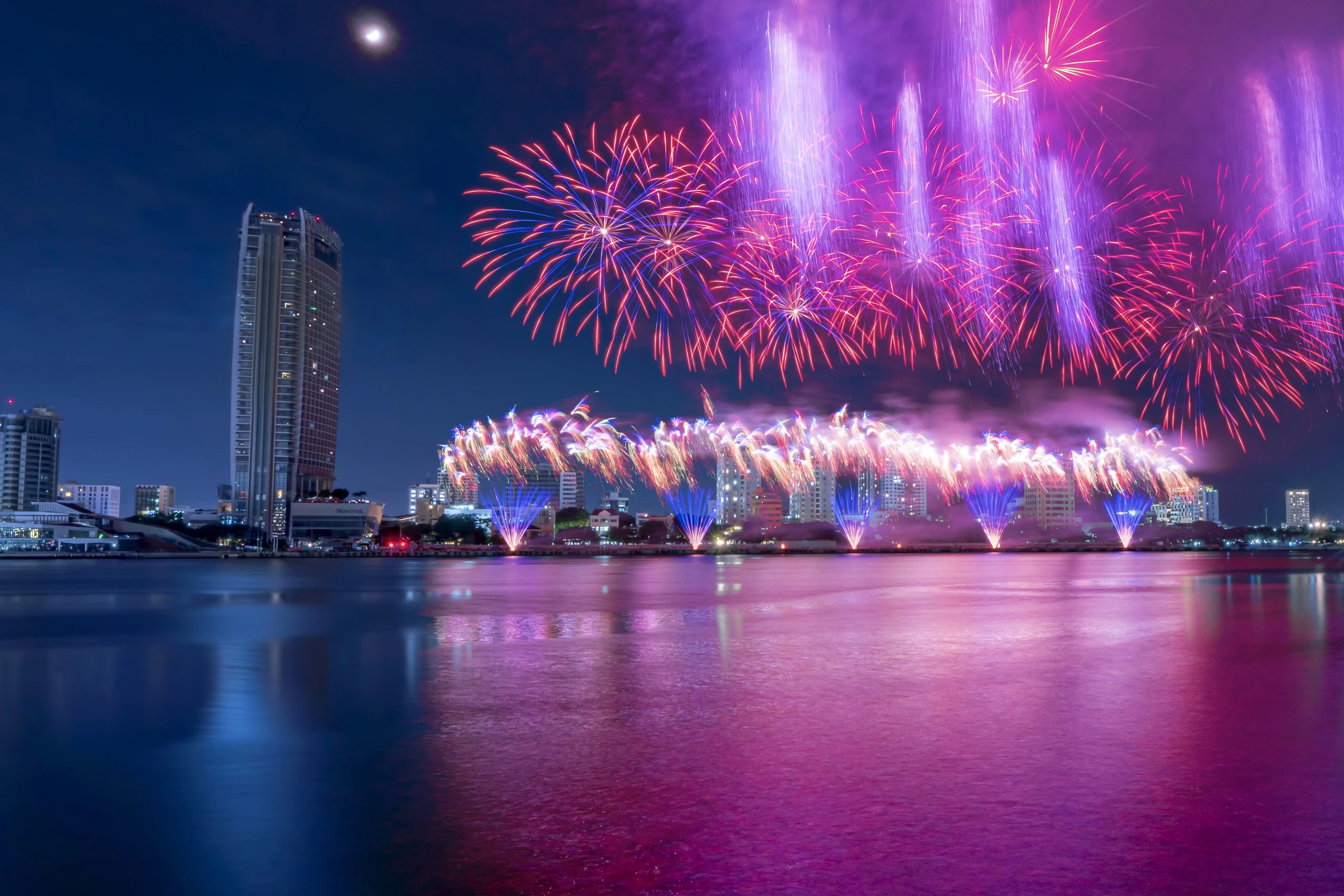 International visitors to Da Nang during the International Fireworks Festival increased by 33% over the same period